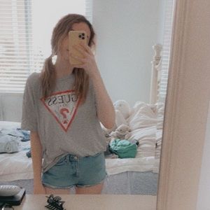 Guess graphic tee